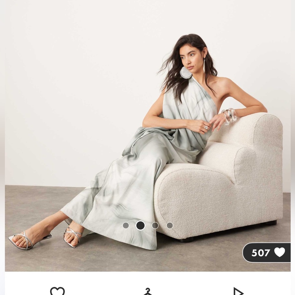 Elegant One-Shoulder Gray Gown